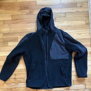 Men's Black Lululemon Fleece Jacket